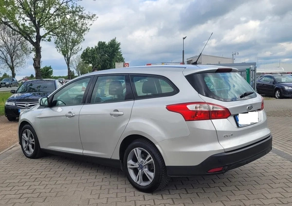 Ford Focus cena 26990 przebieg: 210000, rok produkcji 2015 z Kutno małe 466